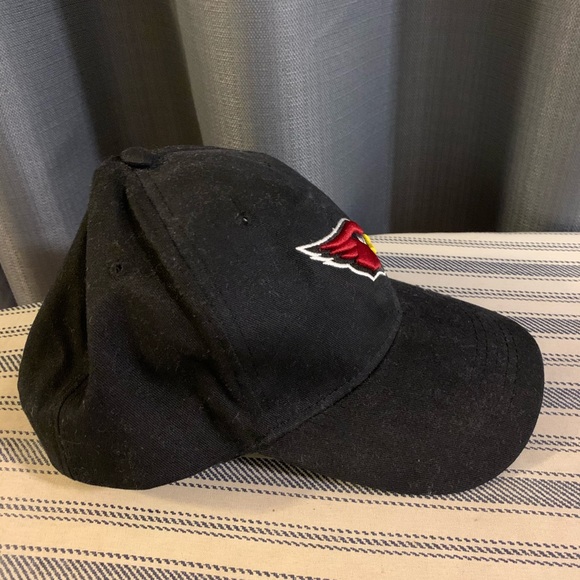 Official NFL Arizona Cardinals hat - Picture 3 of 6